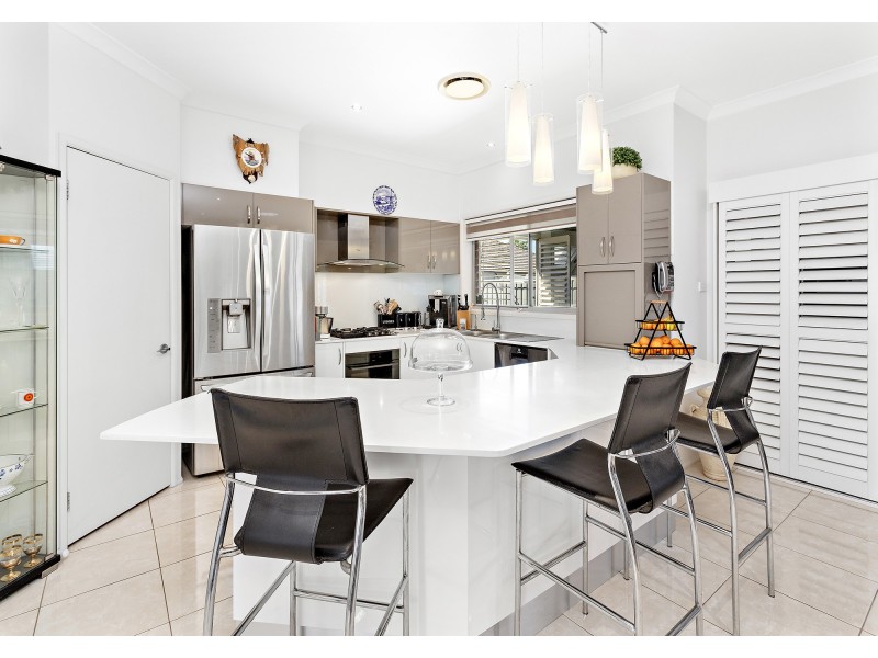3 Riverside Crescent, Haywards Bay NSW 2530