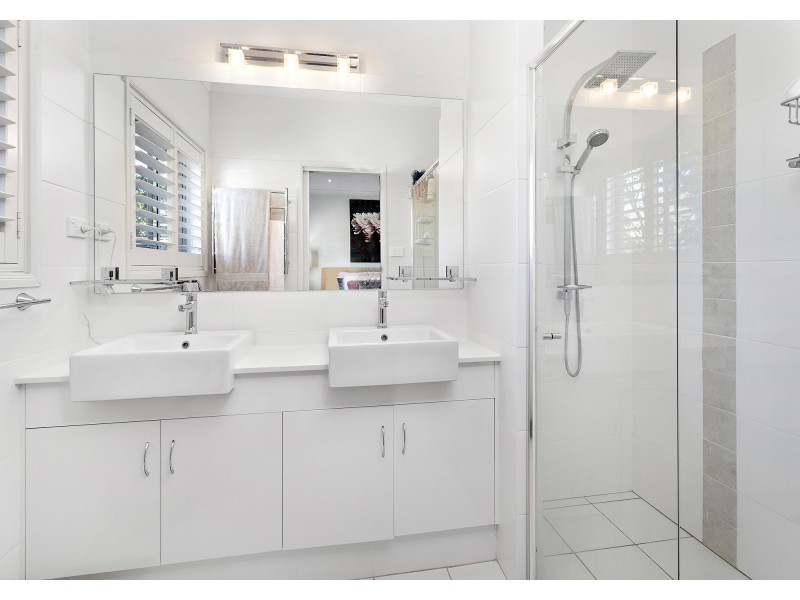 3 Riverside Crescent, Haywards Bay NSW 2530
