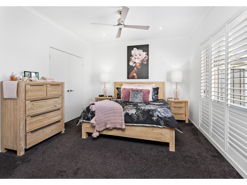 3 Riverside Crescent, Haywards Bay NSW 2530