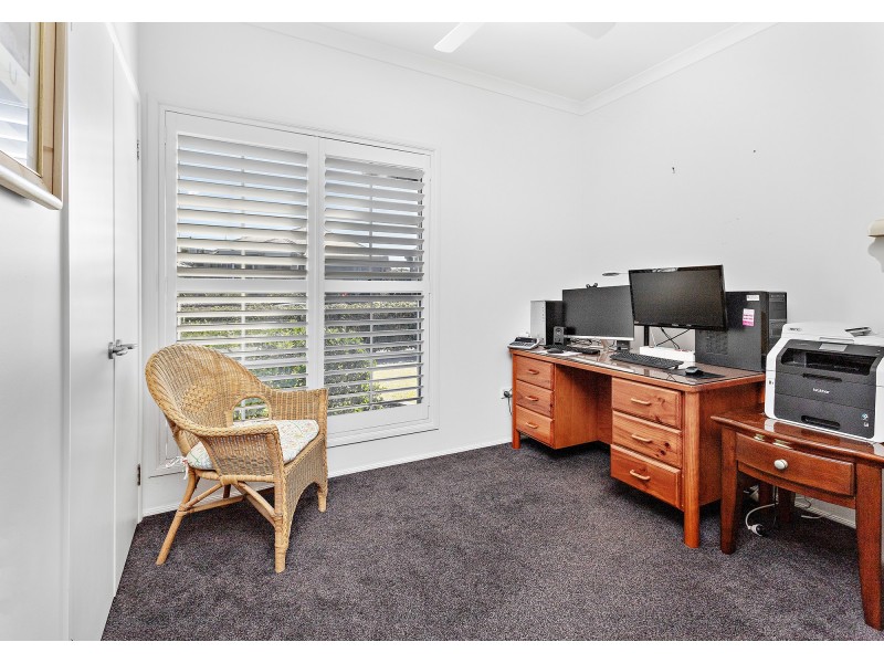 3 Riverside Crescent, Haywards Bay NSW 2530