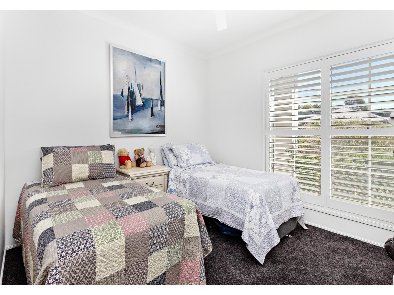 3 Riverside Crescent, Haywards Bay NSW 2530