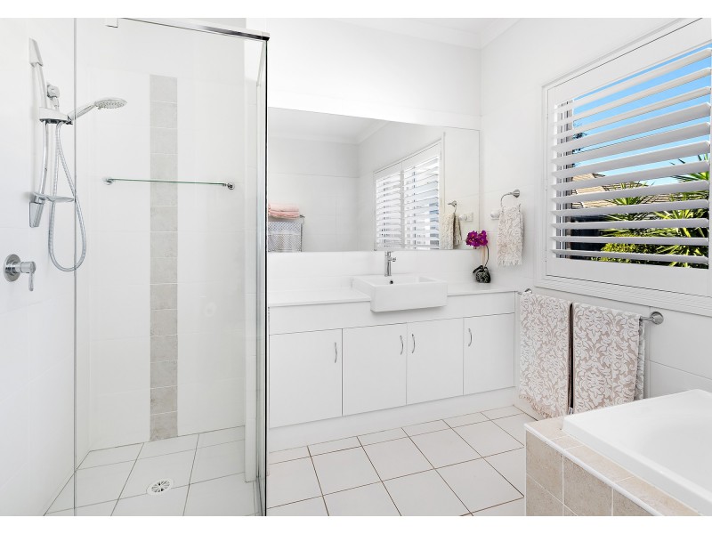 3 Riverside Crescent, Haywards Bay NSW 2530