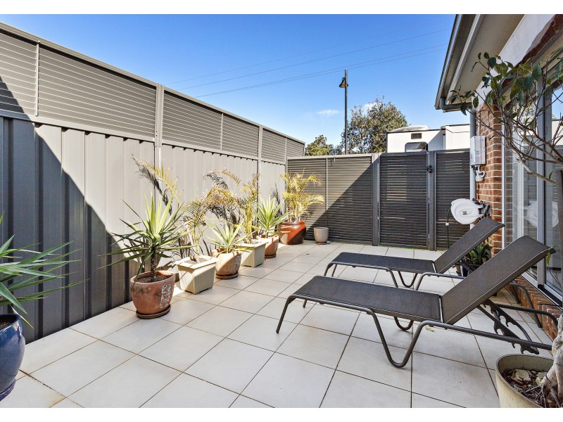 3 Riverside Crescent, Haywards Bay NSW 2530