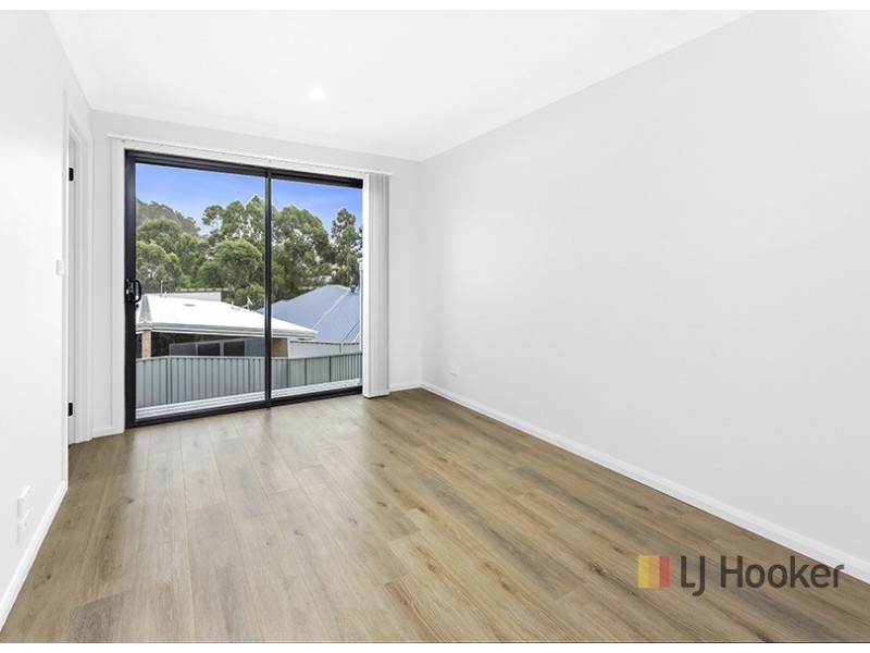 14 Valley View Cres, Albion Park NSW 2527