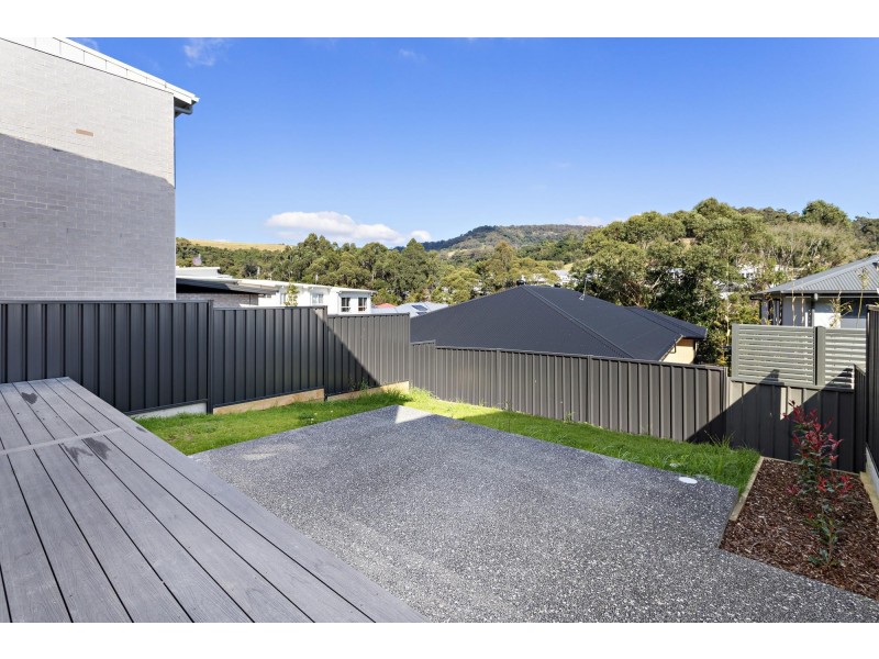 14 Valley View Cres, Albion Park NSW 2527