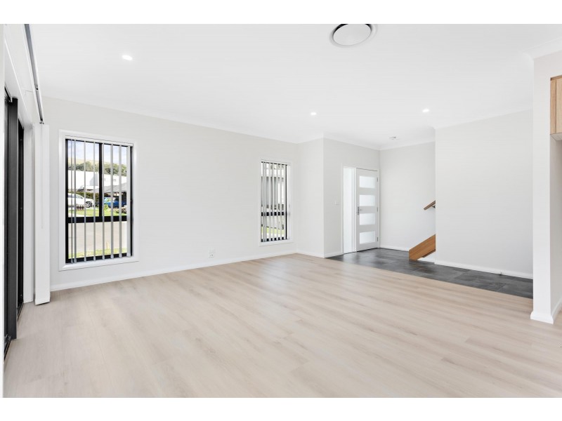 3 Whistlers Run, Albion Park NSW 2527