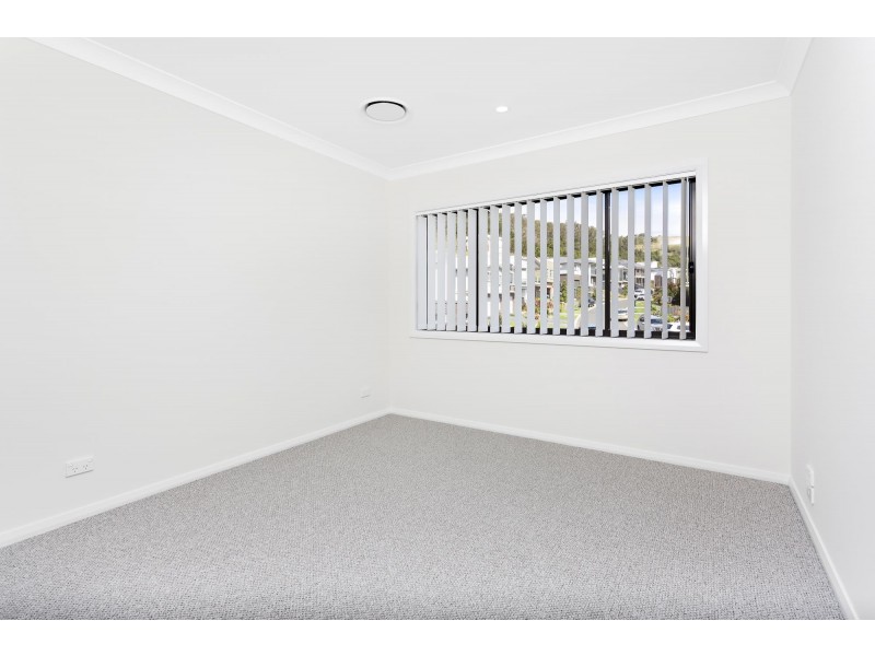 3 Whistlers Run, Albion Park NSW 2527