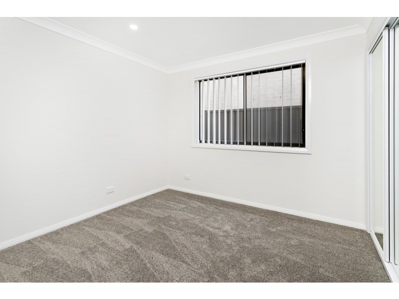 16 Valley View Cres, Albion Park NSW 2527