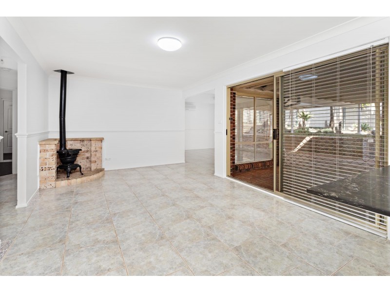 49 Roper Road, Albion Park NSW 2527