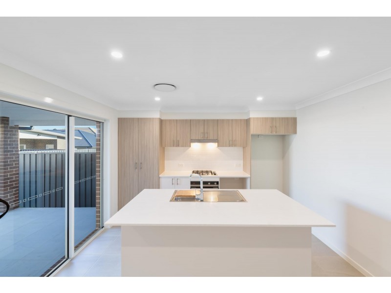 26 Neeson Rd, Kembla Grange NSW 2526