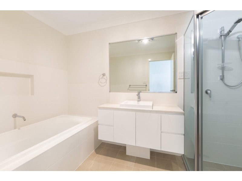26 Neeson Rd, Kembla Grange NSW 2526
