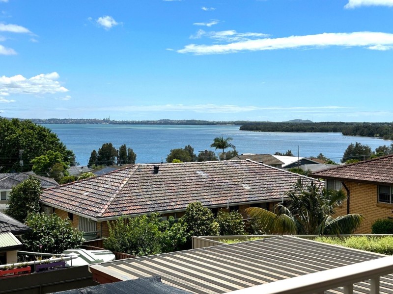 142 Landy Drive, Mount Warrigal NSW 2528