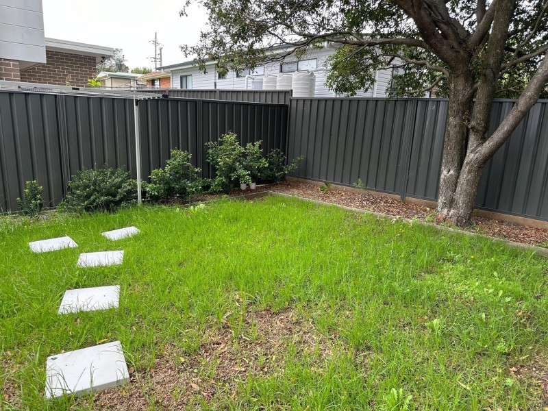 4/36 Malin Rd, Oak Flats NSW 2529