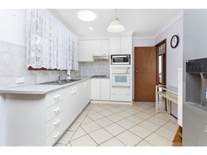 95 Lake Entrance Road, Barrack Heights NSW 2528