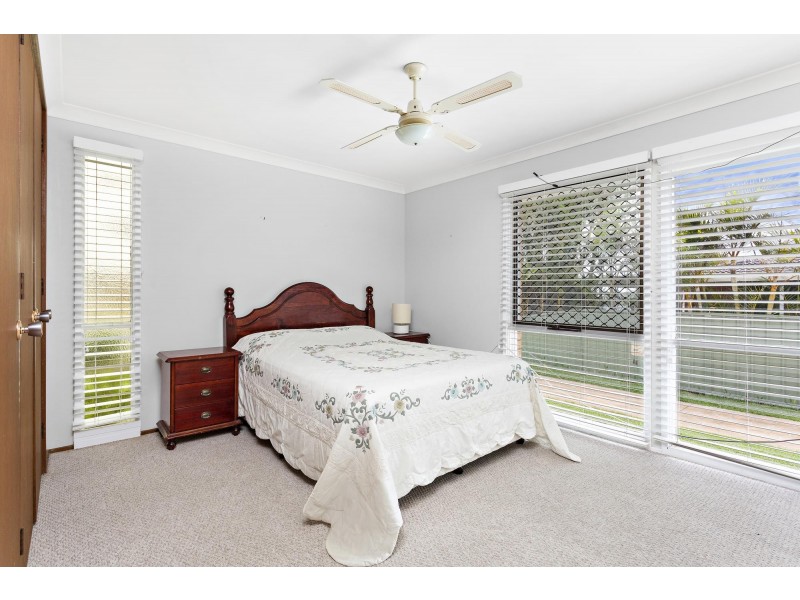 95 Lake Entrance Road, Barrack Heights NSW 2528