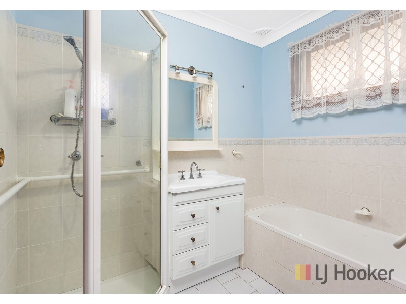 95 Lake Entrance Road, Barrack Heights NSW 2528