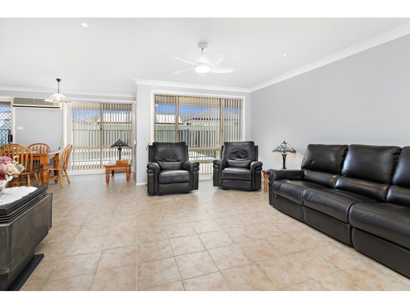133 Ashburton Drive, Albion Park NSW 2527