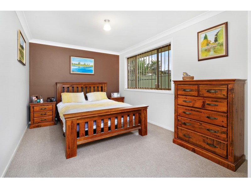 3b Lyne Street, Oak Flats NSW 2529