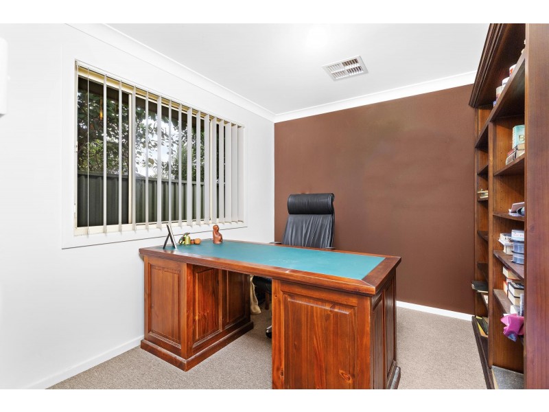 3b Lyne Street, Oak Flats NSW 2529