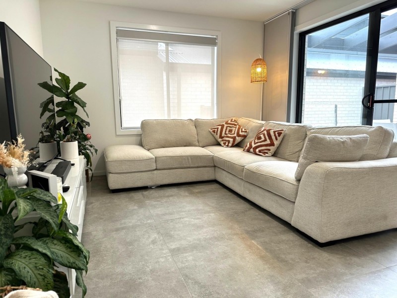 4/22 Upland Chase, Albion Park NSW 2527