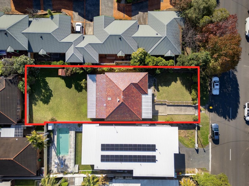 46 Russell Street, Balgownie NSW 2519