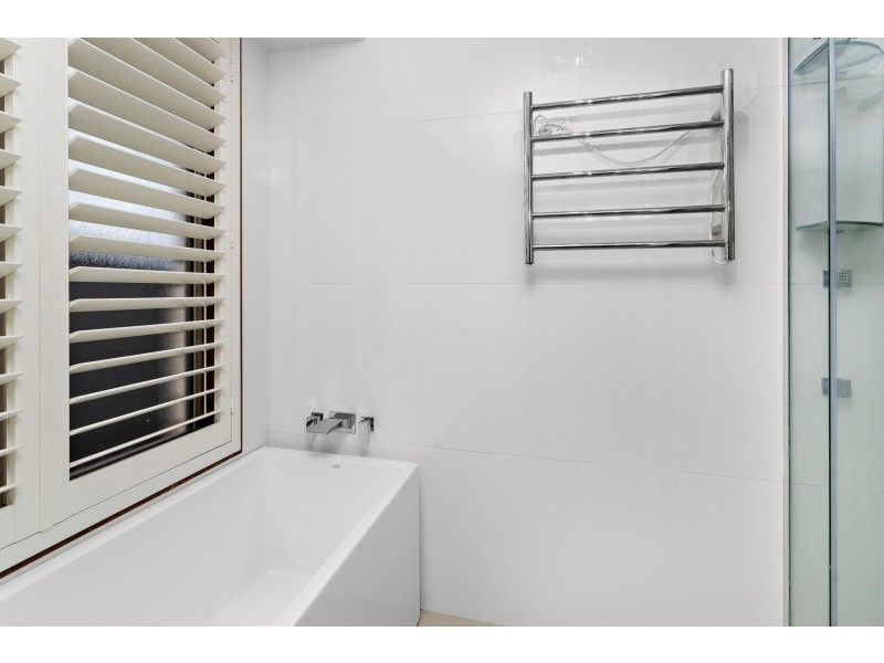 80 Ocean Beach Drive, Shellharbour NSW 2529
