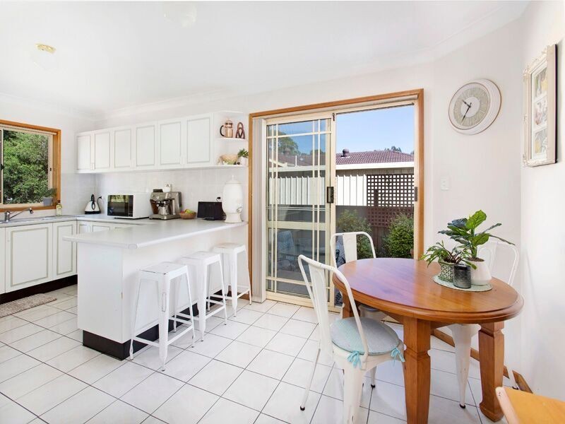 1/125b Koona st, Albion Park Rail NSW 2527