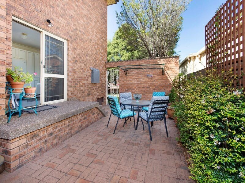 1/125b Koona st, Albion Park Rail NSW 2527