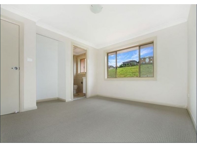 158a Shearwater Drive, Lake Heights NSW 2502