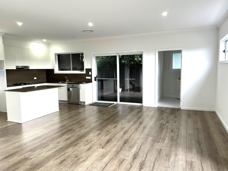 3/160 Daintree Drive, Albion Park NSW 2527