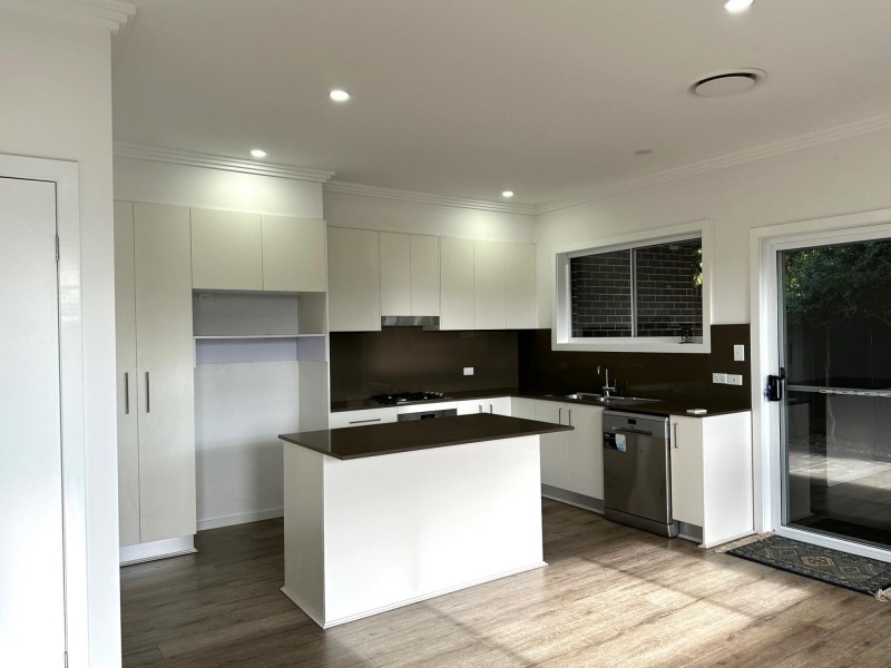 3/160 Daintree Drive, Albion Park NSW 2527