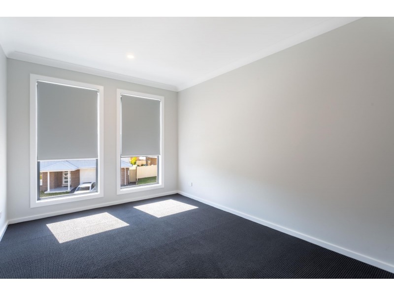 4 Headwater Place, Albion Park NSW 2527