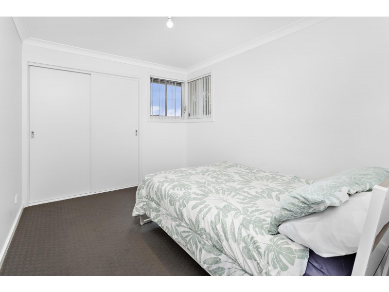 64 Stephanie Avenue, Warilla NSW 2528