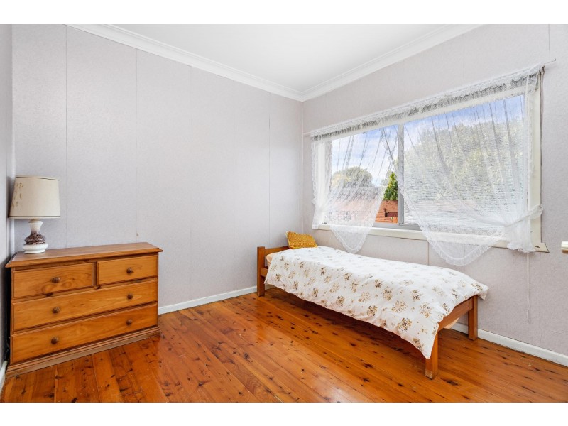 34 Marchant Crescent, Mount Warrigal NSW 2528