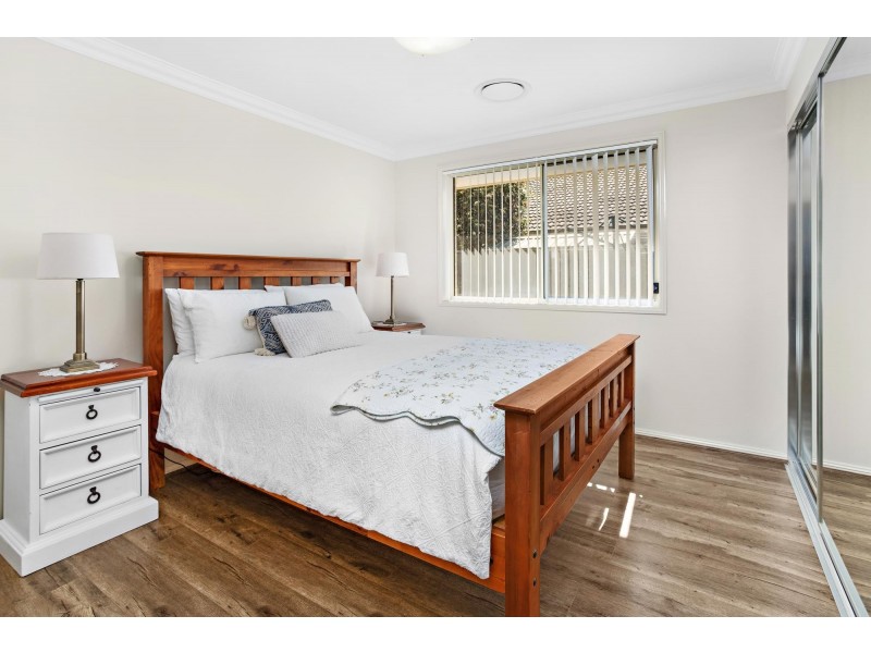 8 Sandy Bay Avenue, Haywards Bay NSW 2530