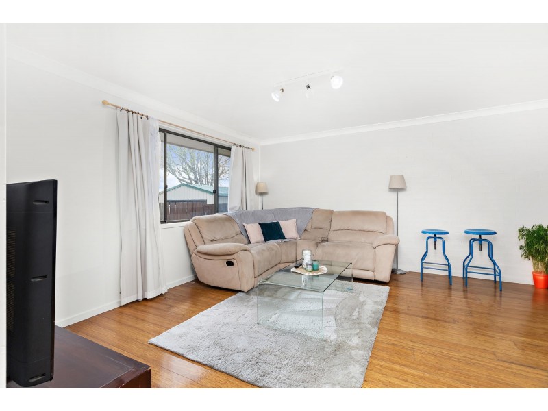 1/29 Girraween Avenue, Lake Illawarra NSW 2528