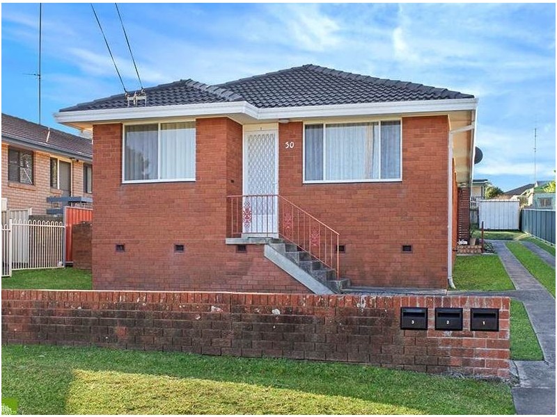 2/30 Hopetoun St, Oak Flats NSW 2529