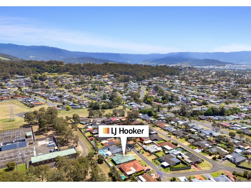 32 Samuel Circuit, Albion Park NSW 2527