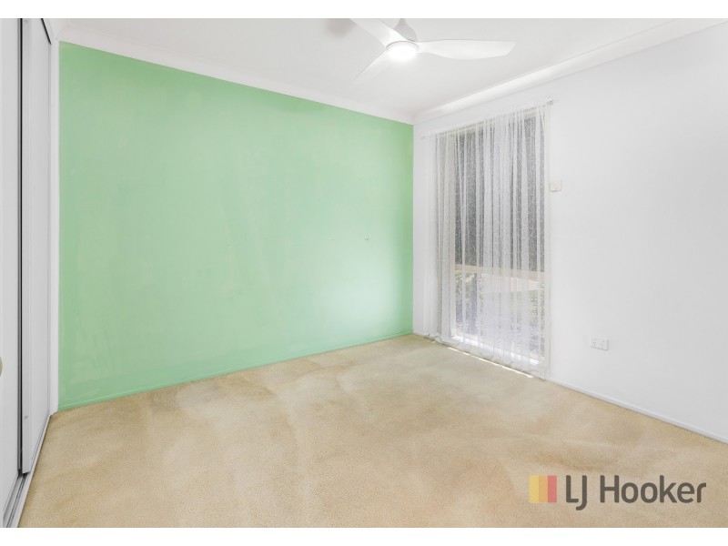 32 Samuel Circuit, Albion Park NSW 2527