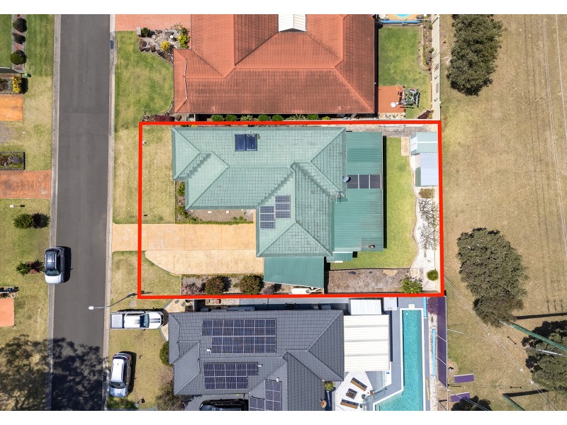 32 Samuel Circuit, Albion Park NSW 2527