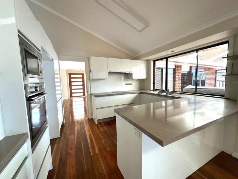 67 Parklands Dr, Shellharbour NSW 2529