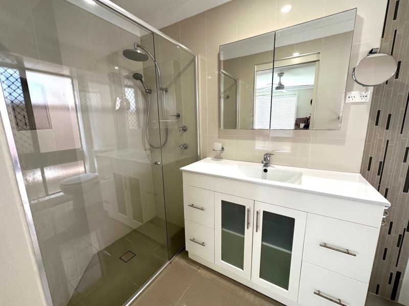 67 Parklands Dr, Shellharbour NSW 2529