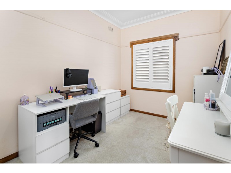 18 Doone Street, Barrack Heights NSW 2528