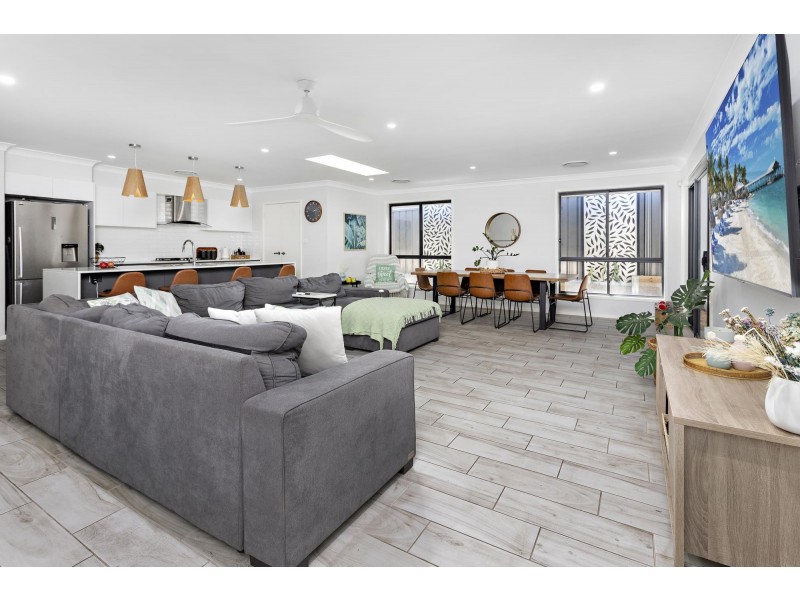 21 Aurora Avenue, Dunmore NSW 2529