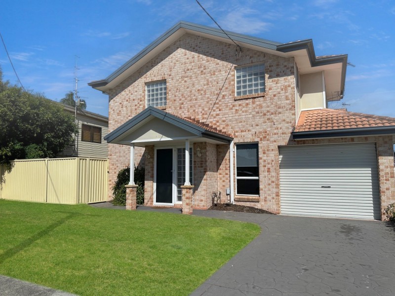 1/58-60 Peterborough Ave, Lake Illawarra NSW 2528