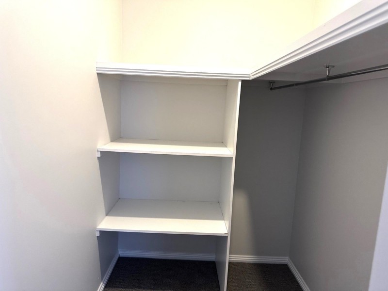 1/58-60 Peterborough Ave, Lake Illawarra NSW 2528