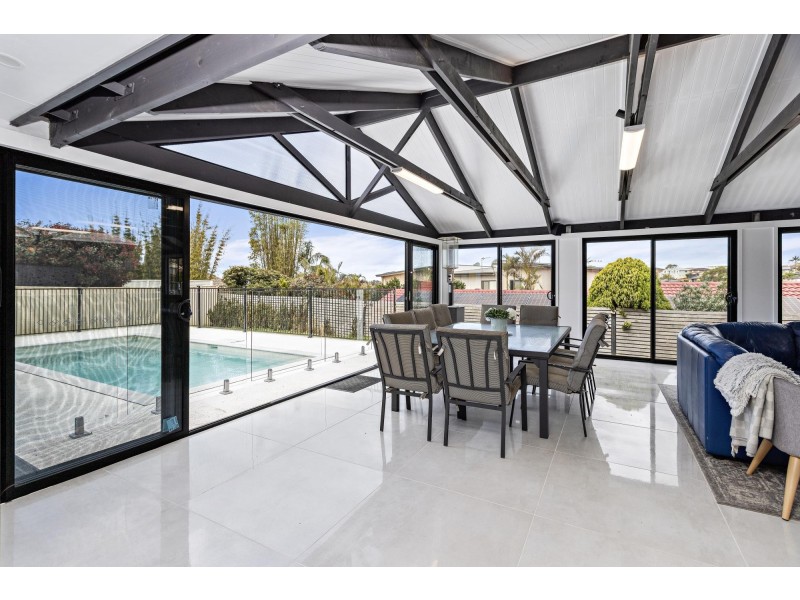 11 Berringer Way, Flinders NSW 2529