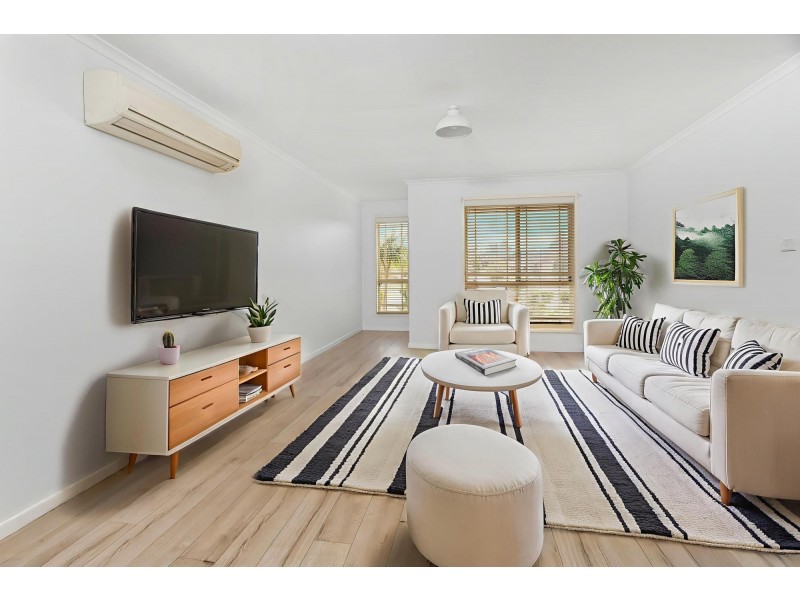 2/29 Derwent Place, Albion Park NSW 2527
