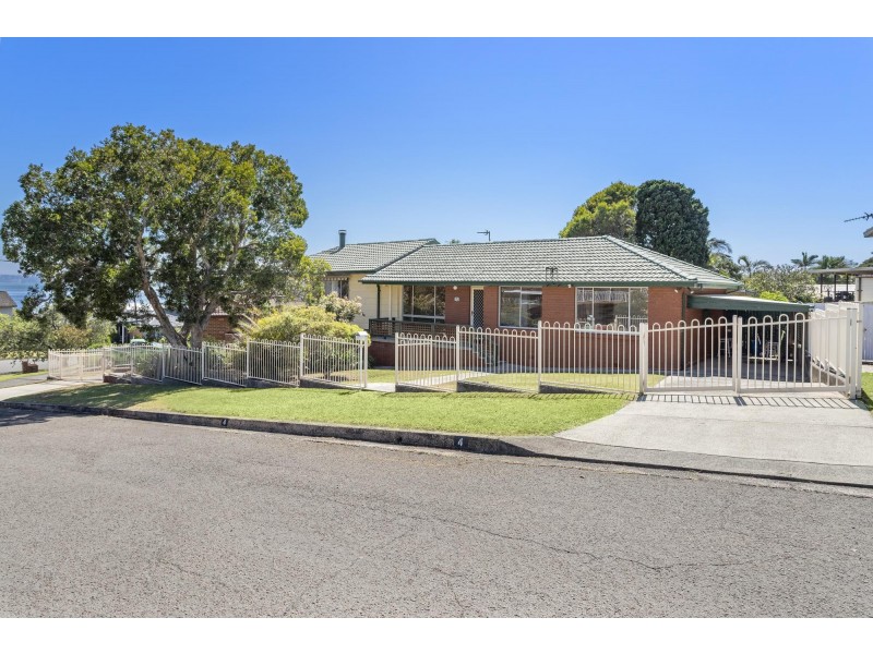 4 Devitt Avenue, Mount Warrigal NSW 2528