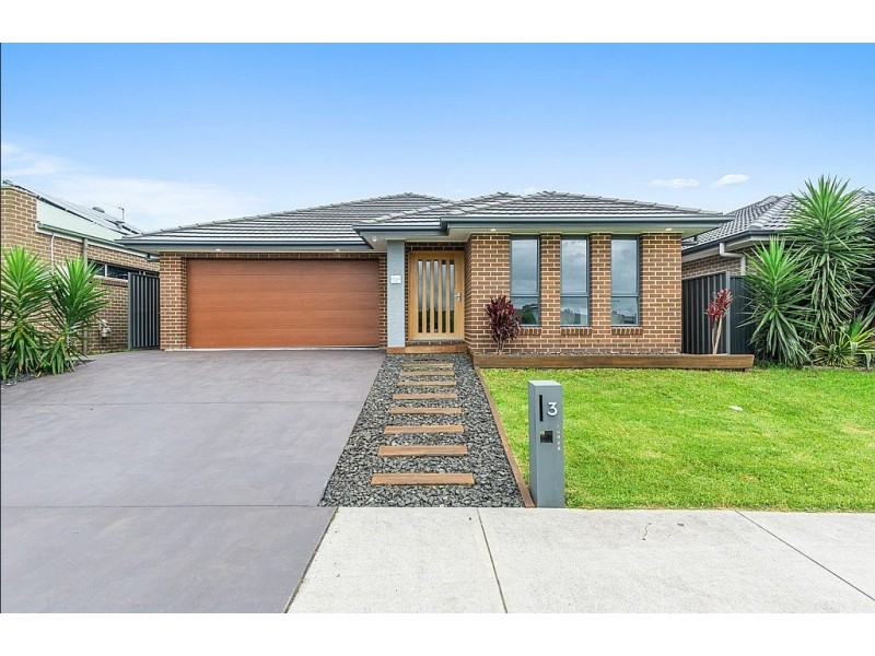 3 Wholahan Ave, Horsley NSW 2530